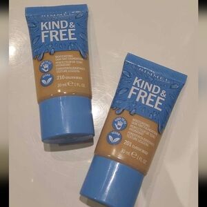 Rimmel Kind & Free Tinted Moisturizer